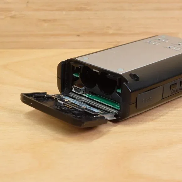 Edirol by Roland R-09 Digital Recorder | 24-Bit WAV/MP3 | Tested & Working - Picture 12 of 12